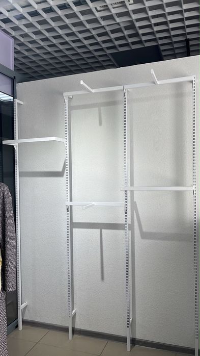 Продам навесные рейлы для одежды