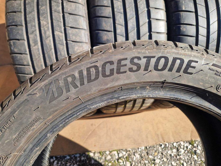 4 Bridgestone R17 225/45 Летни гуми  DOT5122