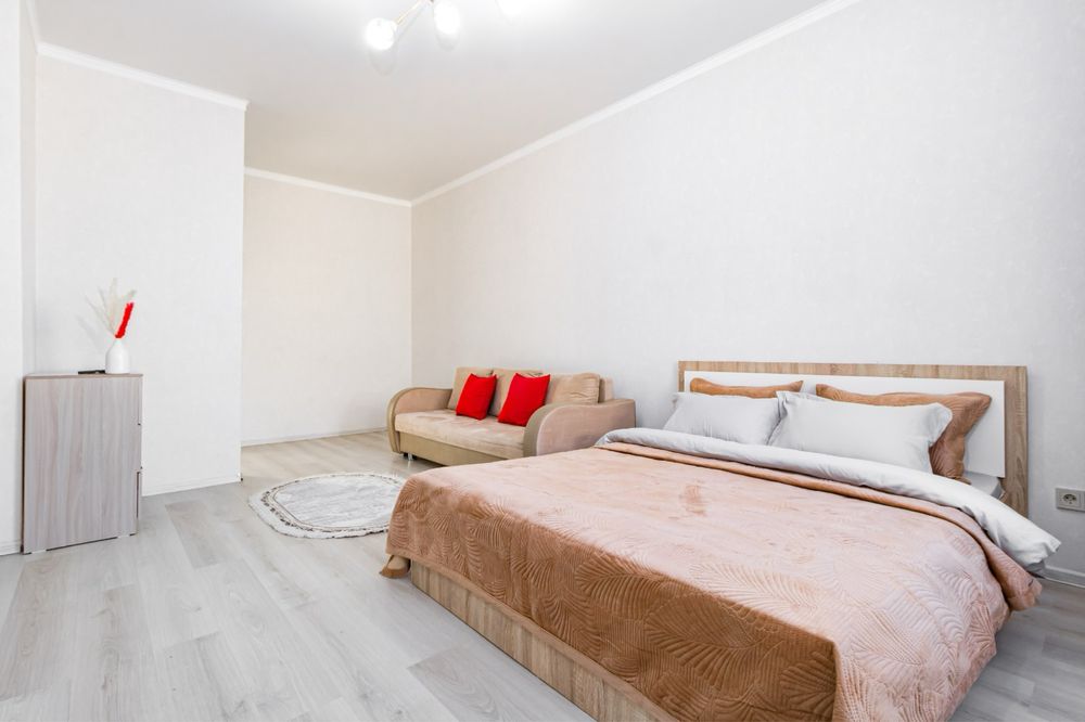 Круглосуточное бронирование квартиры на левом берегу возле ЭКСПО