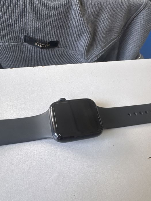 Apple watch SE 2 44mm