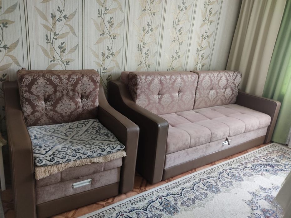 Продам диван б / у
