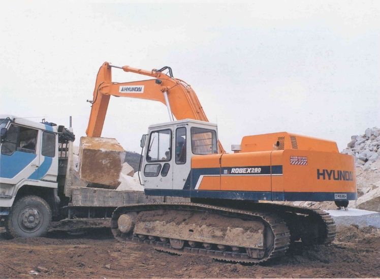 Motoare macara grove stivuitor hyster excavator wola hyundai robex