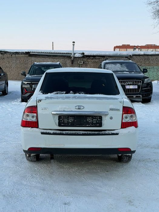 Продам Приору-2 в хорошем состоянии