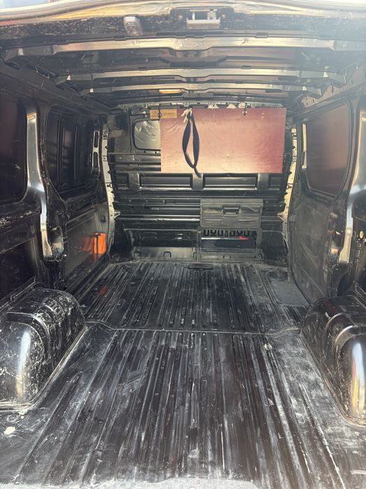 Renault Trafic 2015 – 1.6 120 CP TVA DEDUCTIBIL