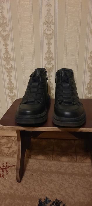 Демисезонные ботинки 36р