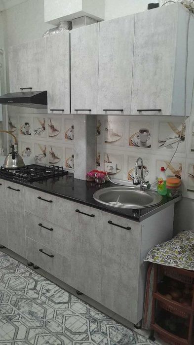 Uy sotiladi 2-xona Zamona to'yxona