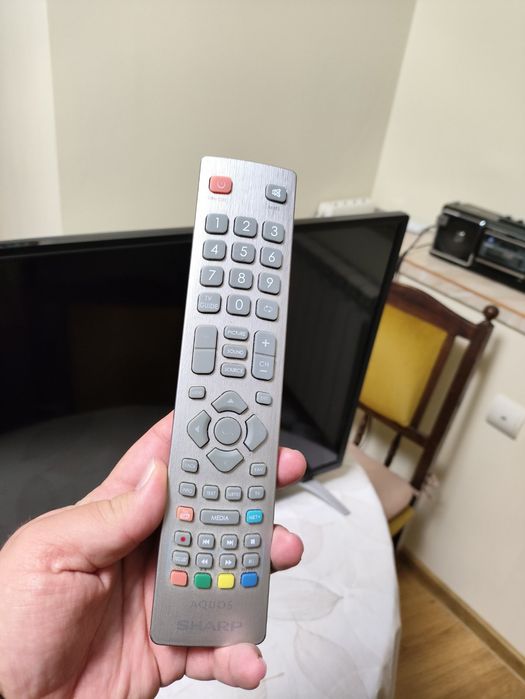 Смарт телевизор Шарп 32 инча