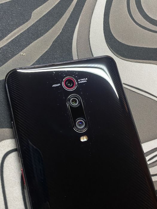 Продам Redmi Mi 9T