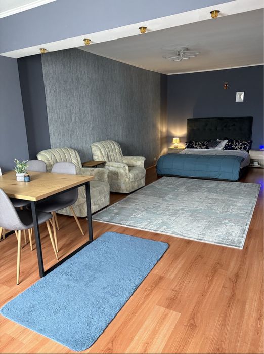 De inchiriat apartament cu 3 camere, posibilitate de cumpărare,parter