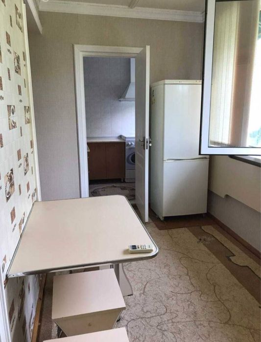 Садык Азимова 3в2/4/4 77серия меб+тех балкон-2/6 70квм