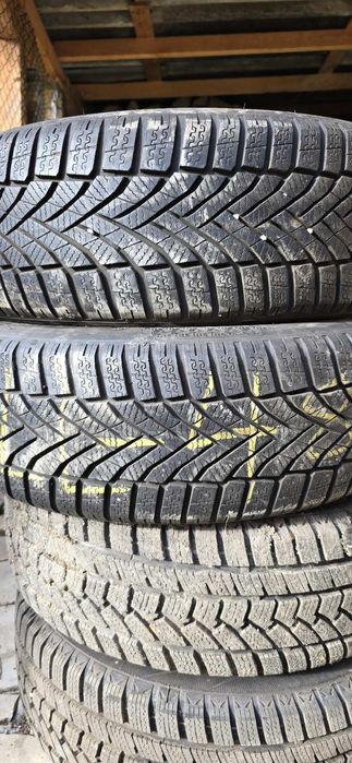 Продавам гуми за форд