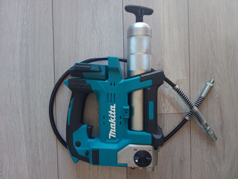 Makita 18V masina gresat