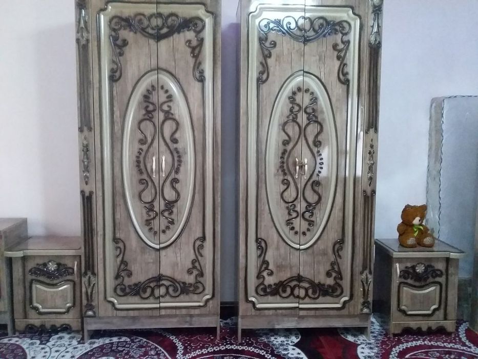 Мебель для спальни  garnitur srochna pradayotsya