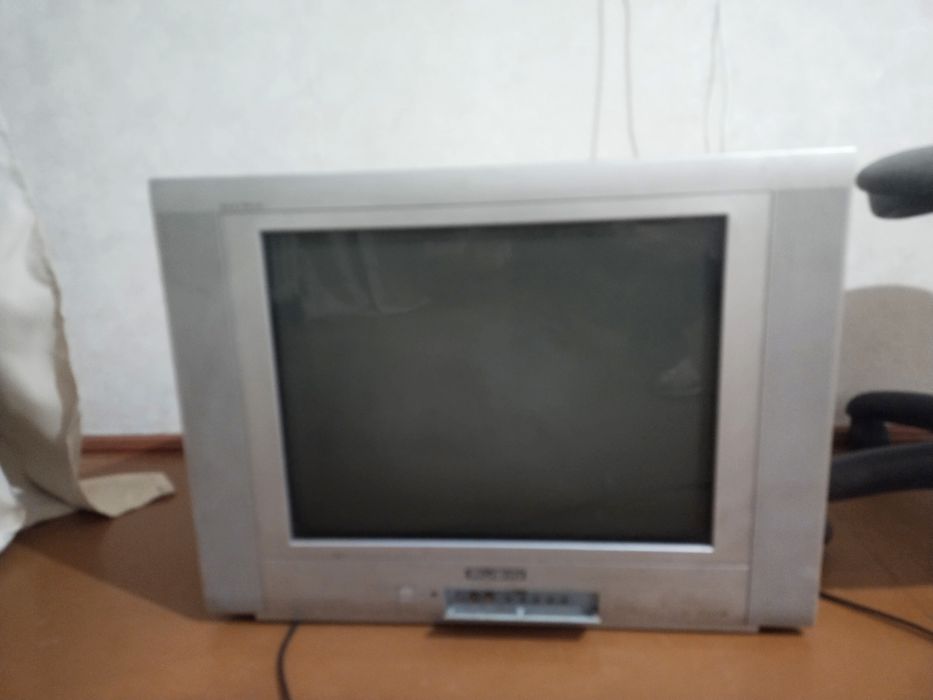 Продам телевизор