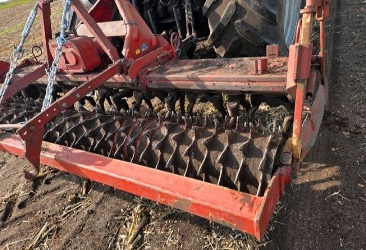 Grapa rotativa 3 metri / freza / tavalug parker / KRONE / vopsea originala