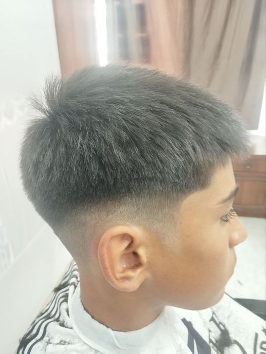 Выездная услуга стрижки .Junior Барбер с 3-летним опытом работы Сартар