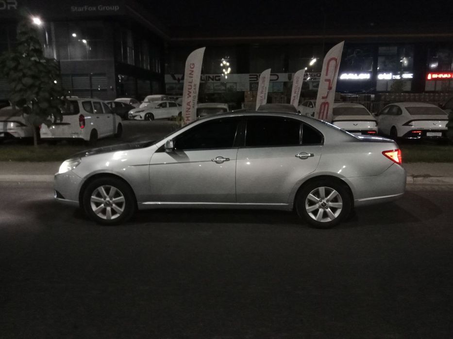 Легковой автомобиль