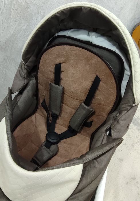 Коляска универсальная ADAMEX ENCORE (2 в1).