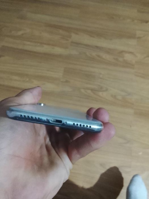 Iphone X fara urme de usura