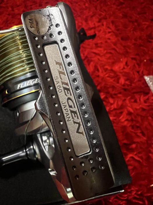 Vând Shimano Fliegen 35 SD – Stare Impecabilă (Ca Nouă) + Tambur Rezervă Power Aero 14000 + Garanție