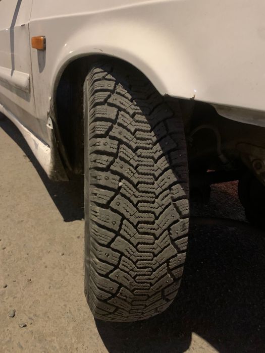 Зимний покрышка