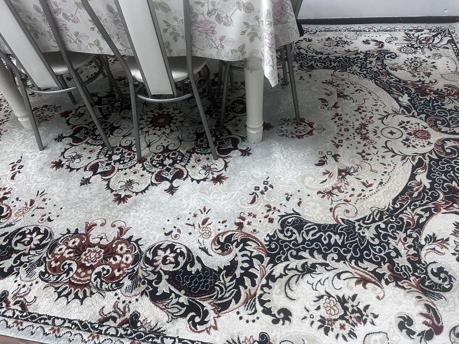 Продам ковер 2,5* 3,5