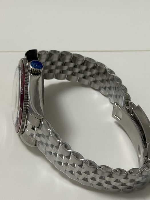 Tudor Geneve новый