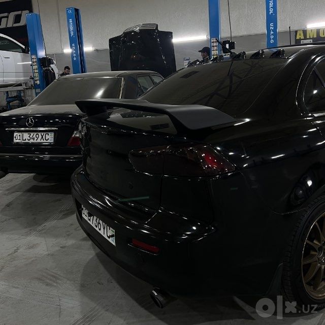 Mitsubishi lancer 10