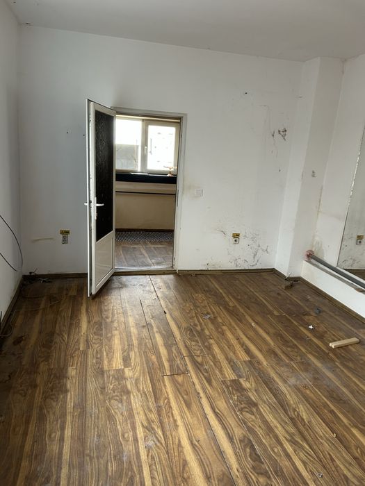 Vand casa strada Paltinis !