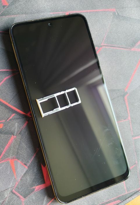 Продам смартфон POCO M4 Pro