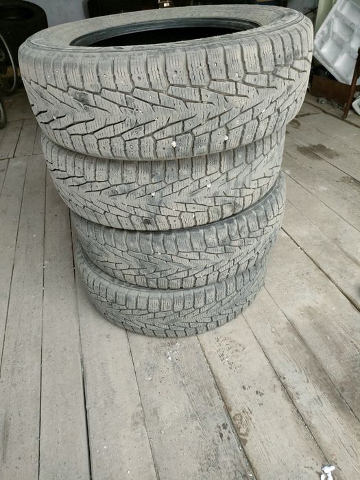 Продам зимние шины