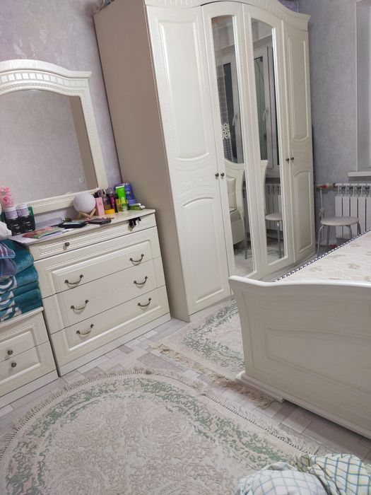 Үй жиһазы сатылады