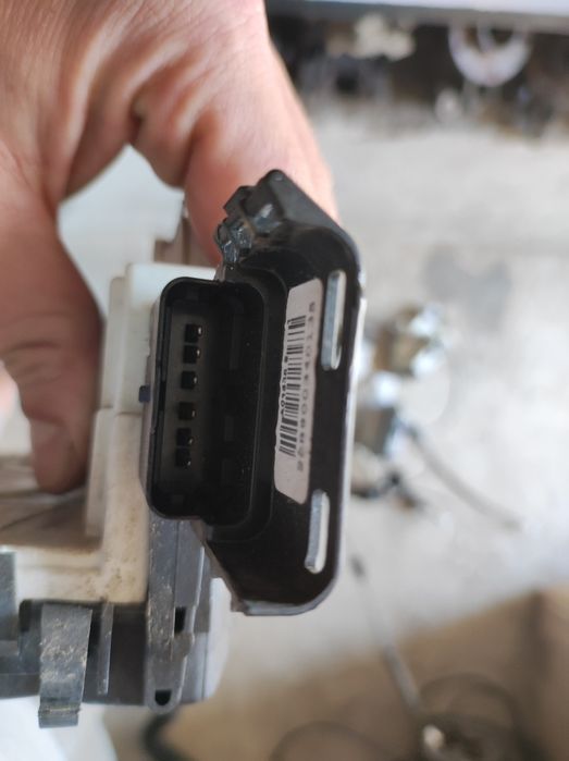 Предни и задни брави на вратите за Пежо-308