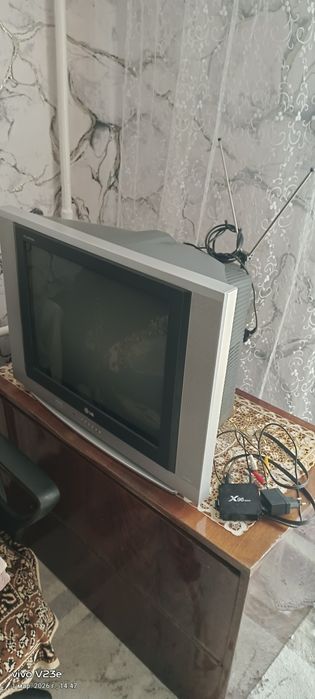 Продам Телевизор LG