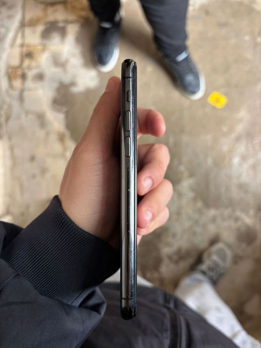 Iphone 11 pro сатылады