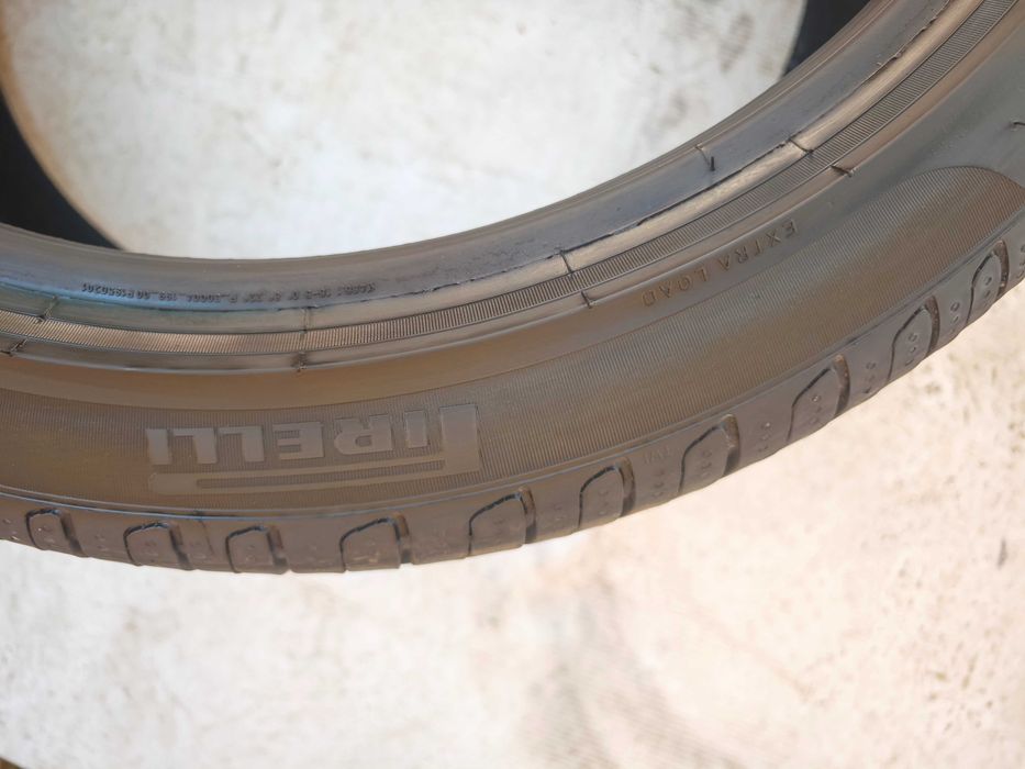 Anvelope 235/40/19 an 2024 vara PIRELLI CINTURATO P7 protectie janta
