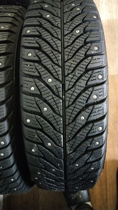 Продам шины R-14.