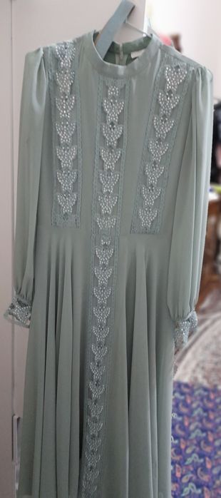 Вечерний куйлак сотилади хар бири 300 мингдан.