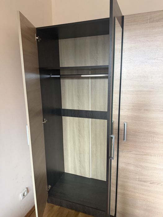 Шкаф с комодом.