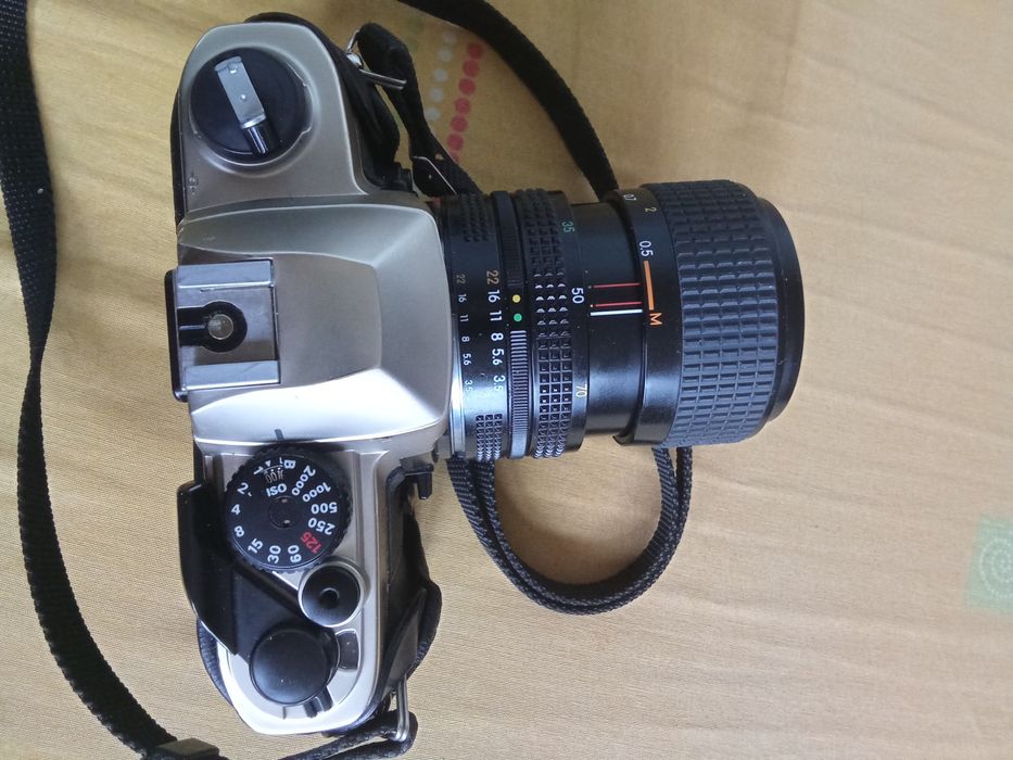 ФОТОАПАРАТ   FM10 NIKON със  ленти