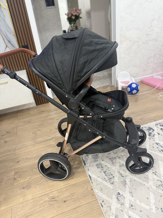Продам коляску не дорого