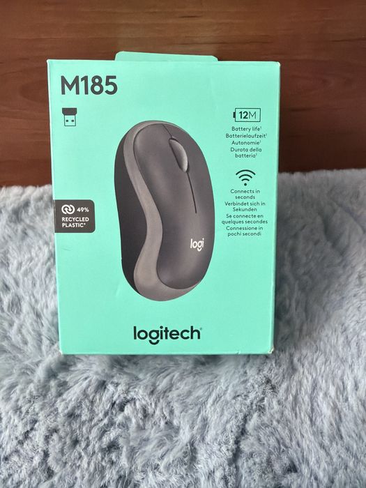 Logitech mouse M185