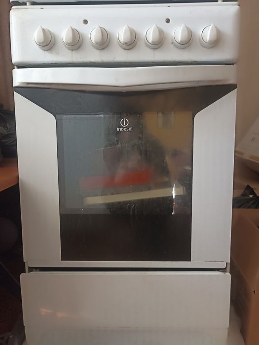 Продам плиту электрическую