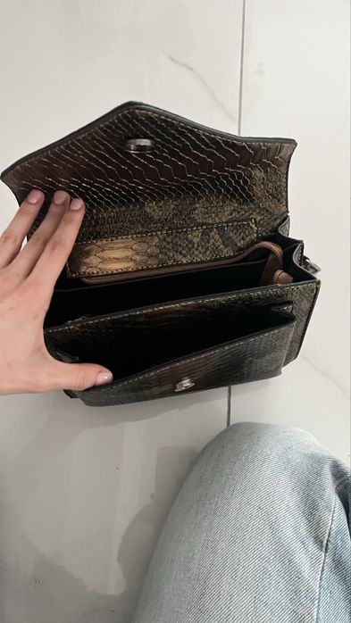 Geanta saint laurent