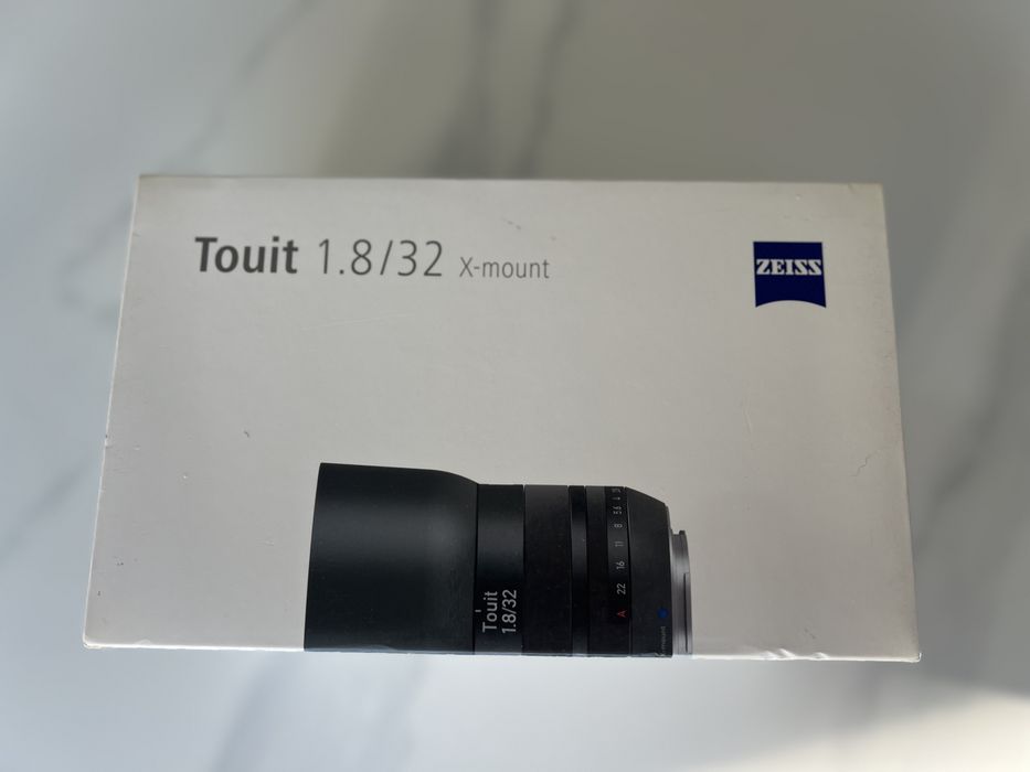 Obiectiv zeiss touit 1.8/32 montura x-mount fuji