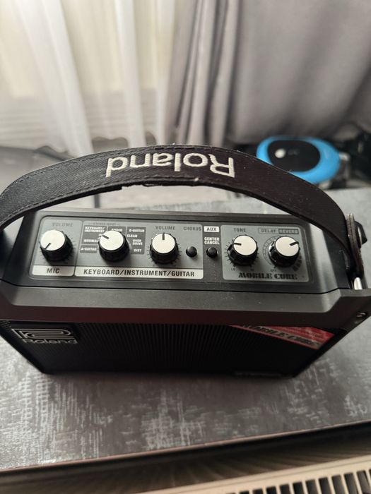 Boxa roland mobile cube