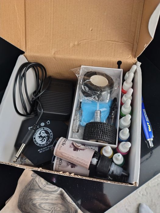 Vand kit tatuaje profesional