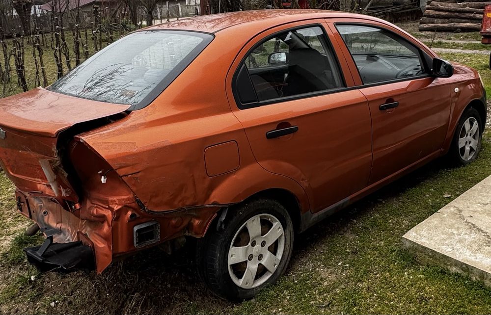 Dezmembrez Chevrolet Aveo - 1.2 Benzina + Gaz (2007) - Radiata,