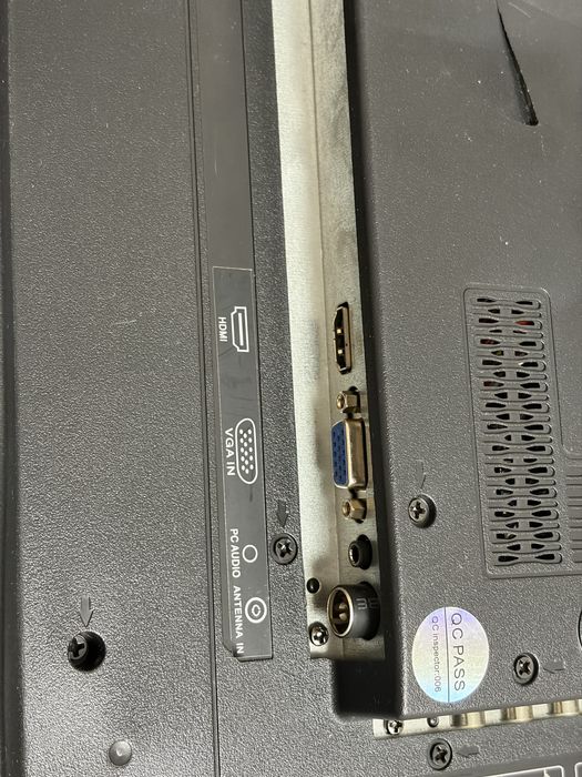 Продам телевизор HELING