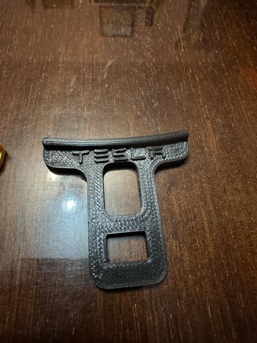 Tesla залагалки за колан